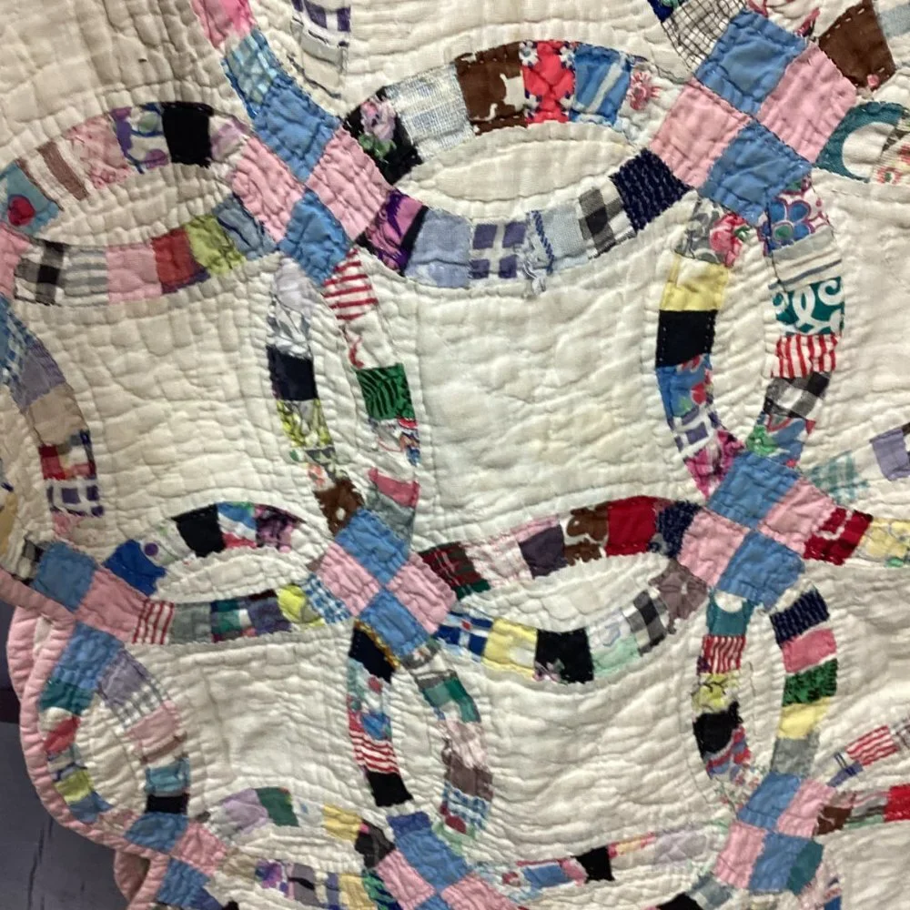 Antique Handmade Wedding Ring Quilt